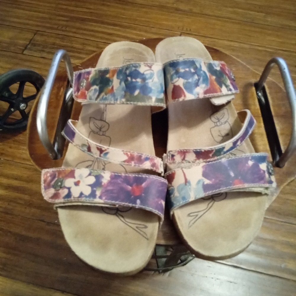 Josef Seibel Tonga 54 Size 42 (10) Floral Sandals